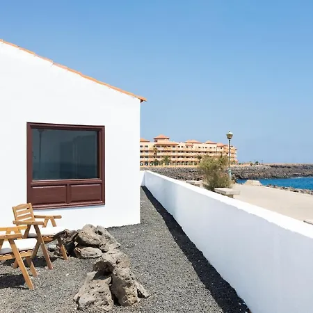 Home2book Stunning Sea Front House Σπίτι διακοπών *