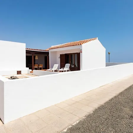 Home2book Stunning Sea Front House Σπίτι διακοπών *
